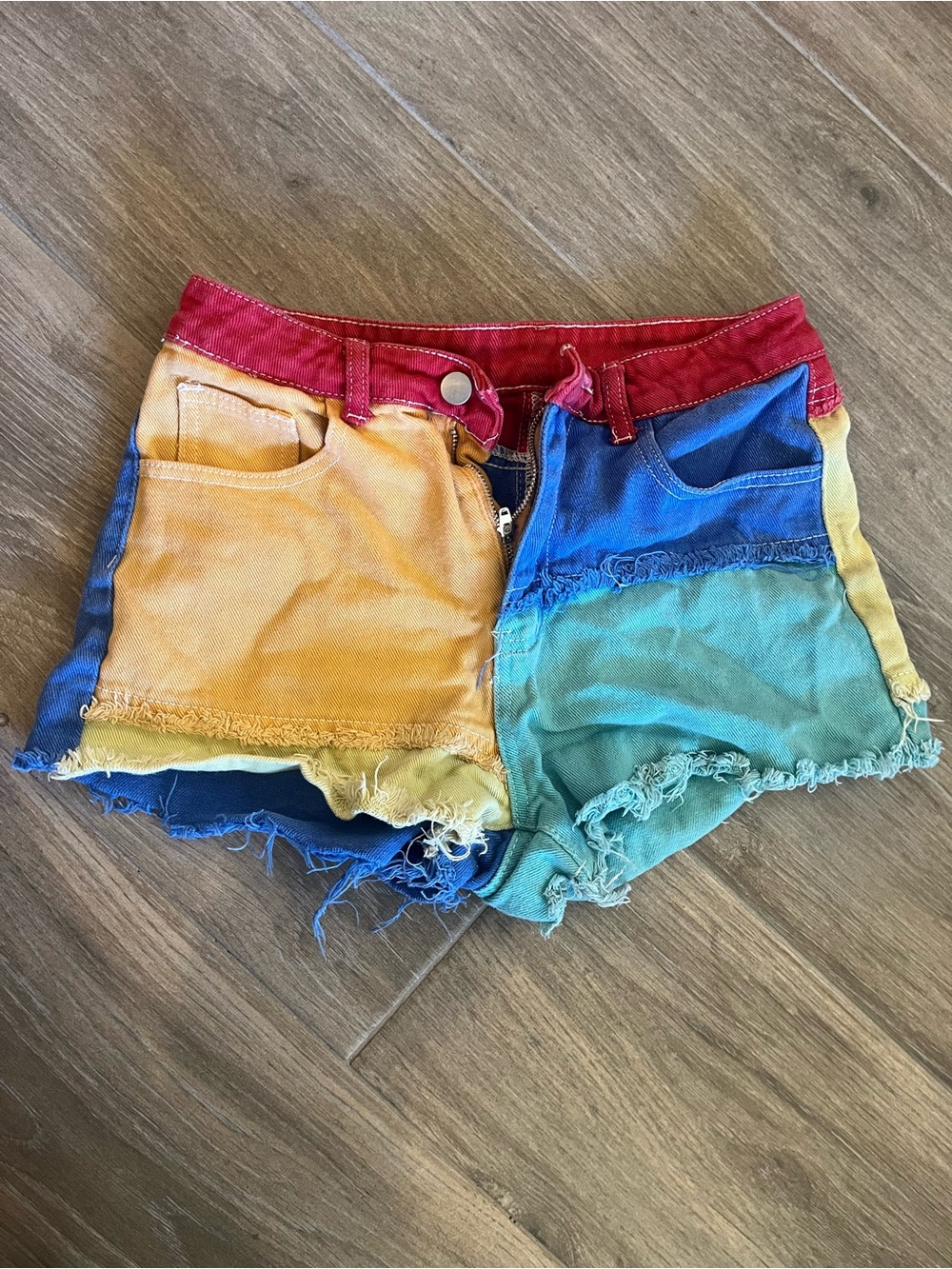 Rainbow patchwork High-Waist Frayed Denim Shorts